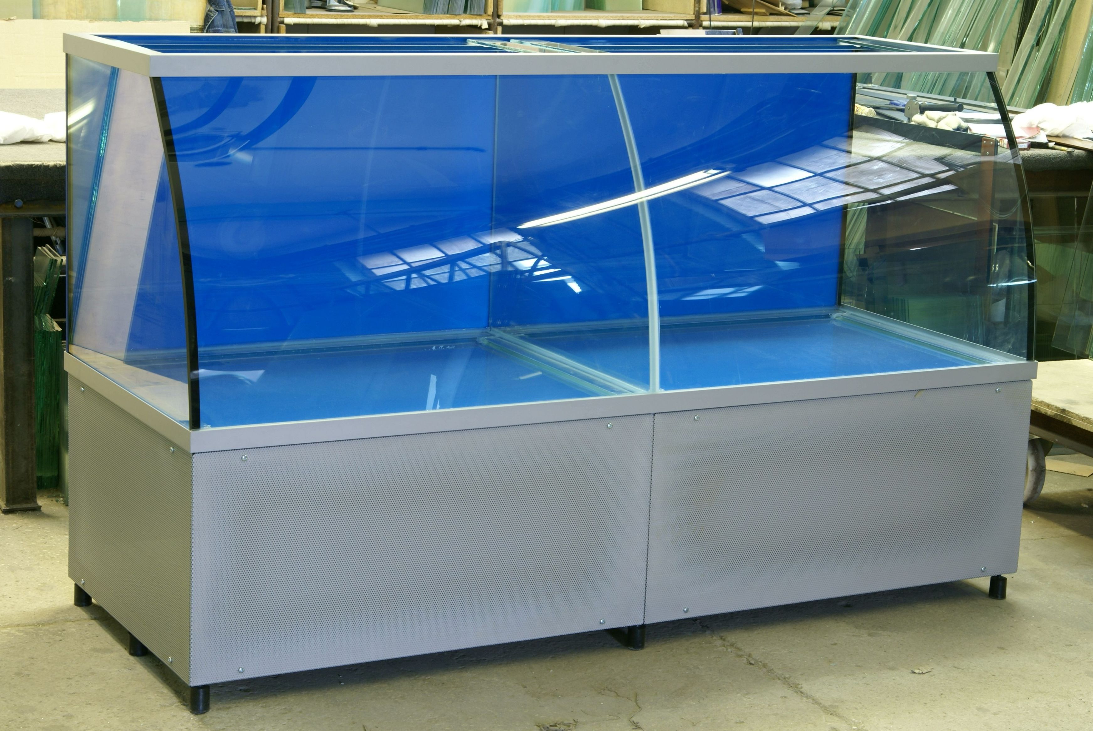 Торговый аквариум витрина с гнутым передним стеклом